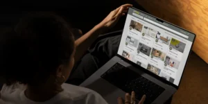 Laptop mockup showing Praxis website