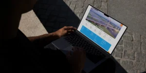 Laptop mockup showing Plieger website