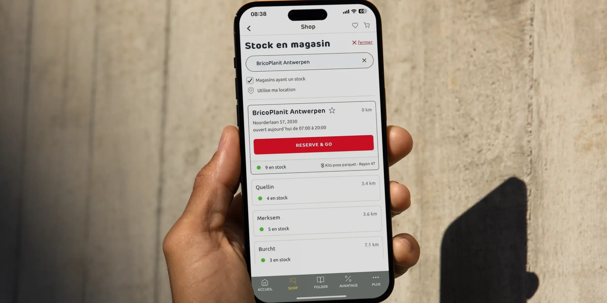 Phone mockup showing Praxis Product Locator feature